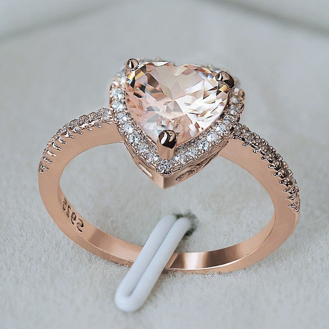 Crystal Heart Ring - Gold - 6 US